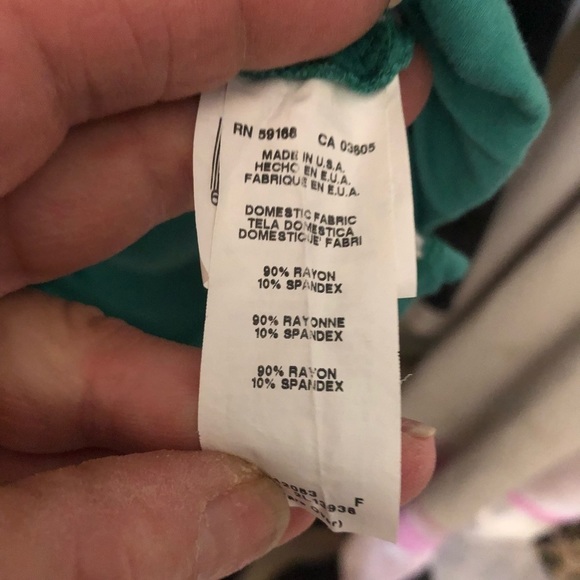 Karen Kane size XL aqua green top cold shoulder teal green shirred sides - Picture 15 of 15